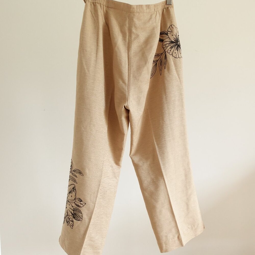 Y2K Silkland Beige Silk Pants w/ Embroidered Flower Size Petite